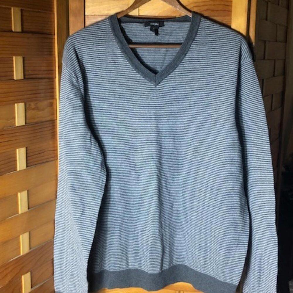 Alfani Two-Tone Gray Striped V-Neck Women's Sweater Size M Long Sleeve
